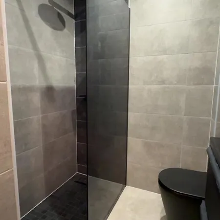 Le Carre Strasbourgeois - Entier Au Centre Du Neudorf F1 Straatsburg